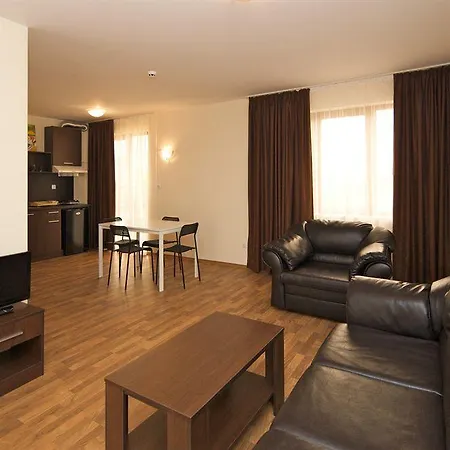 Golden Ina Hotel