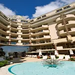 فندق Golden Ina 4*