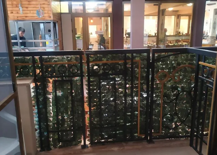 Hotell Golden Ina 4*