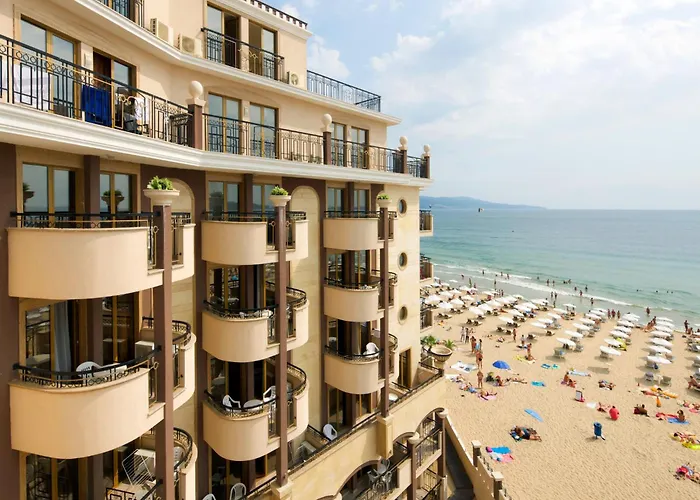 Golden Ina 酒店 阳光海滩