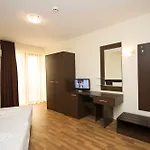 Szálloda Golden Ina Napospart