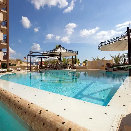 Hotel Golden Ina 4*
