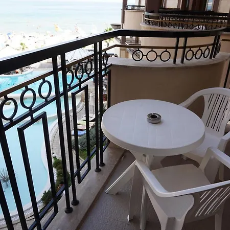 Golden Ina Ξενοδοχείο