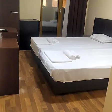 Golden Ina 4* Slăntjev Brjag