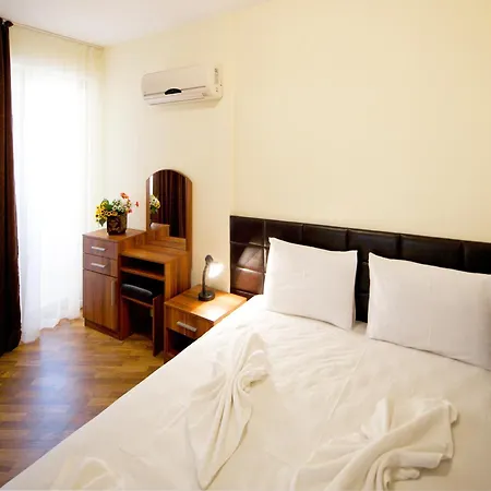 Golden Ina Hotel Sluneční pobřeží