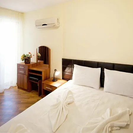 Golden Ina Hotel Sluneční pobřeží