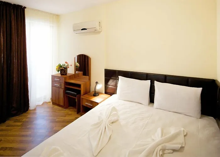 Golden Ina Hotell Slăntjev Brjag